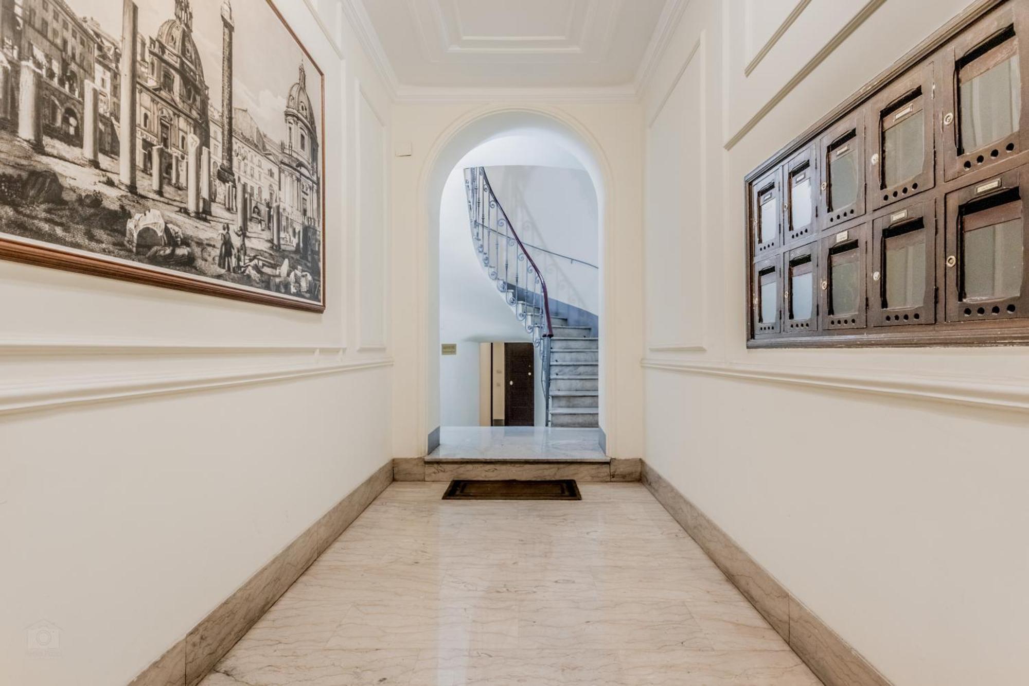 Appartamento Magnanapoli 2024